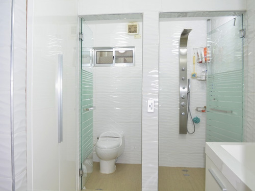 Imagen 18 de 19 de Townhouse En Tazajal Naguanagua 150 Mts Yl