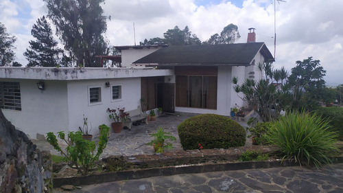 Se Vende Casa Tradicional En El Club Hipico De Los Teques Ye 