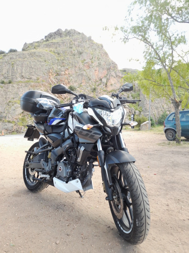 Bajaj Rouser Ns 200