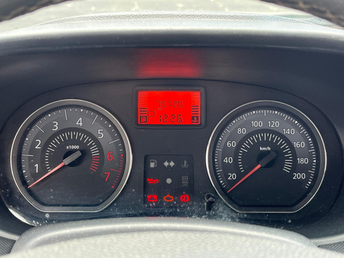 Renault Logan 1.6 EXPRESSION 16V FLEX 4P AUTOMÁTICO