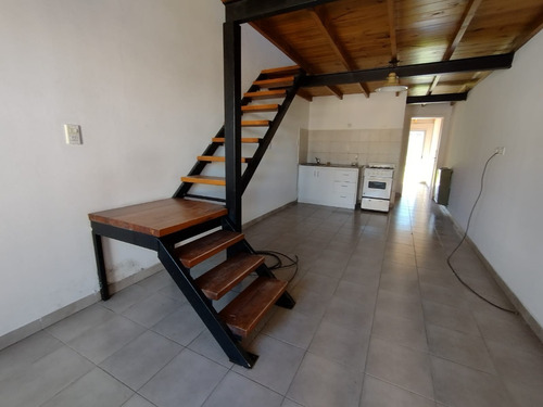 Imagen 3 de 7 de Oportunidad Departamento Dos Dormitorios, Patio Verde Y Estacionamiento En Venta En Tandil