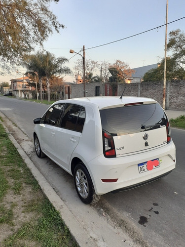 Volkswagen Up! 2018 1.0 High Up! 75cv 5 P