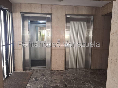Apartamento En Venta, Urb. La Florida