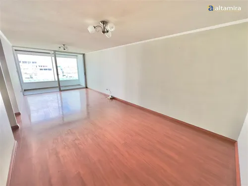 Departamento En Venta De 2 Dorm. En Iquique