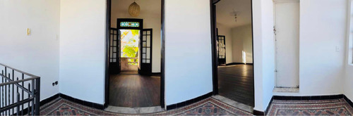 Linda Casa Luminosa De 4 Dormitorios Azotea Y Parrillero