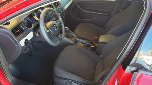 Volkswagen Jetta 2.5 Trendline Tiptronic At 2017