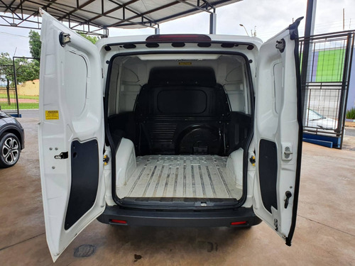 Imagem 5 de 10 de Fiat Fiorino 1.4 Mpi Furgão Endurance 8v Flex 2p Manual
