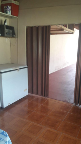 Imagen 8 de 14 de Chalet Especial - 4 Amb. Amplio Y Luminoso- Excelente !!!