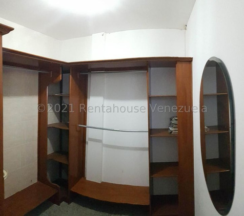 Imagen 11 de 18 de Hermosa Casa Ubicada En Urbanismo Privado Al Este De La Ciudad Y Con Vigilancia Permanente. 0412780070 Cod Mls 22-9662
