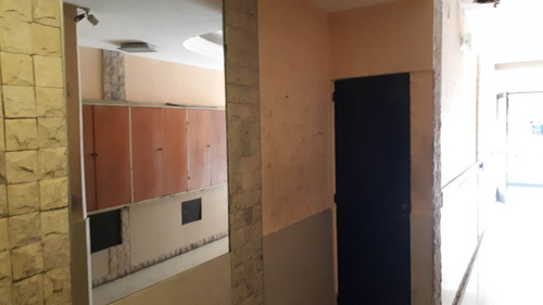 Imagen 7 de 16 de Venta Oficina Deposito Zona Comercial Balvanera