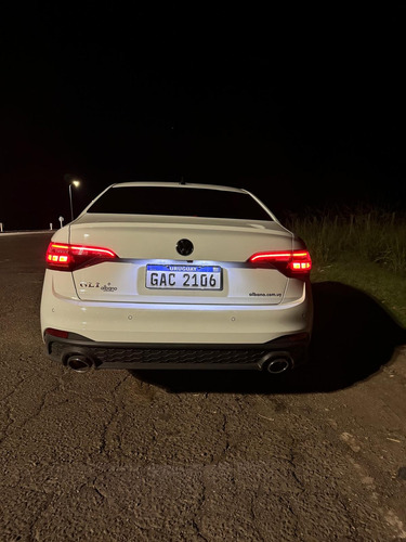 Volkswagen Vento 2.0 Tsi Gli 230Cv At