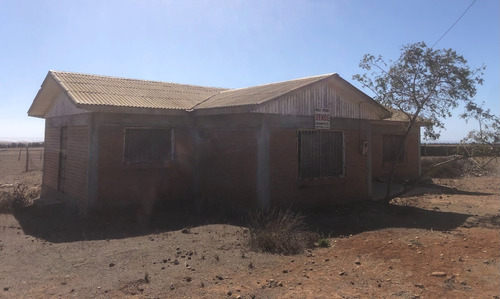 Imagen 6 de 15 de Casa Ubicada En Huentelauquén, Canela