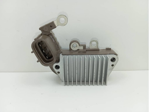 Regulador Alternador 2pines  Toyota Starlet 