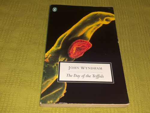 The Day Of The Triffids - John Wyndham - Penguin Book