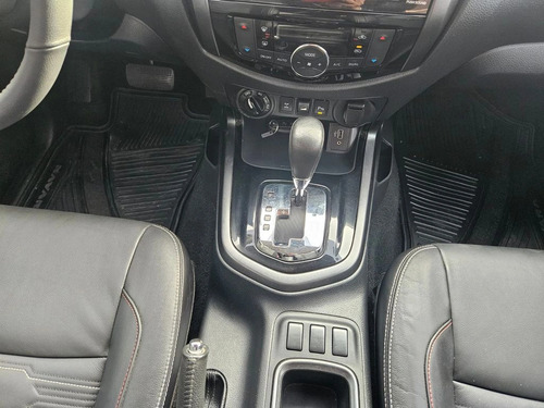 Nissan Navara 2.3d Pro4x Diesel 4x4 Dob.cab. At 4p