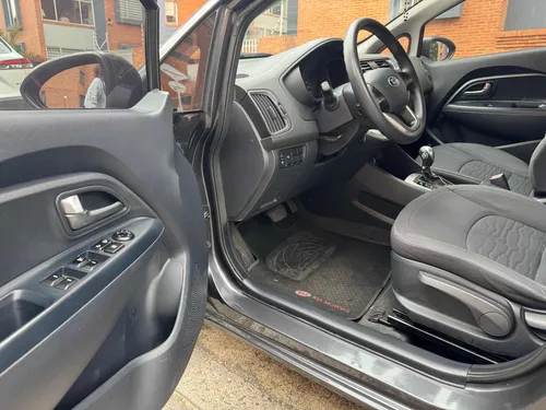 Kia Rio 1.4 Ub Ex Automatico Poco Km Unica Dueña