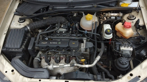 Imagem 9 de 9 de Corsa Classic Ls Vhce 2014 ((peças Originais))