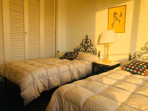 Apartamento En Muy Buena Ubicacion, De 1 Dor, 1 Baños Con Excelente Linda Vista.-ref:2211