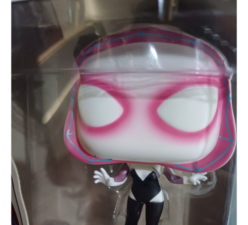 Funko Pop Spider-gwen 146 (caja Con Daños)