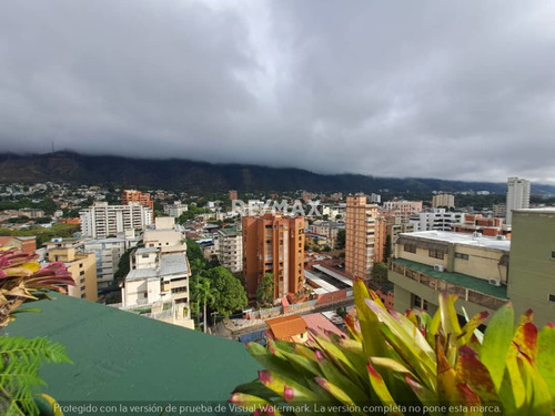 Venta De Excluisivo Penthouse Ubicado En La Florida