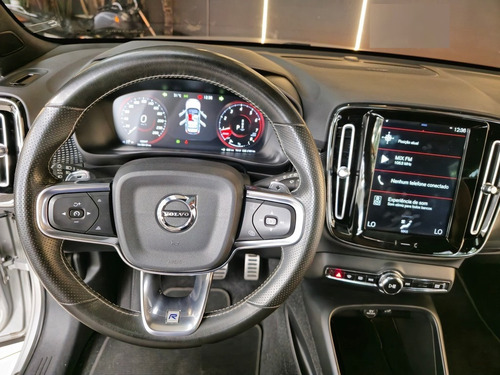 Volvo XC40 2.0 T5 GASOLINA R-DESIGN AWD GEARTRONIC