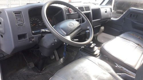 Imagen 8 de 12 de Toyota Dyna Refrigerada