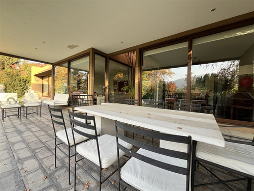 Casa En Venta De 6 . No Perimetral ,sector Craighouse