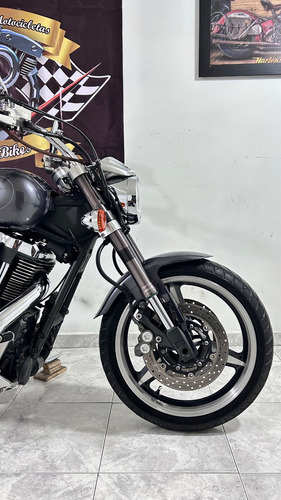 Yamaha Road Star Warrior 1700