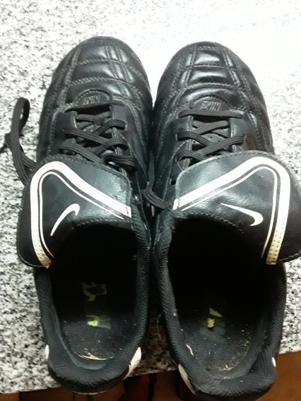 Botines Futbol 5 Nike Tiempo Negros en Mercado Libre Argentina