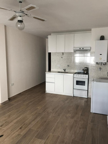 Imagen 3 de 13 de Venta Departamento En La Plata Centro 1 Dormitorio