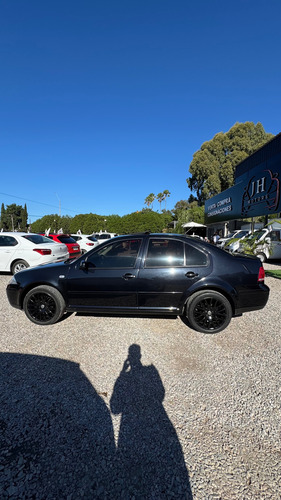 Volkswagen Bora 1.8 Highline T 180cv Cuero
