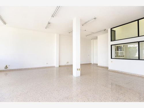 Imagen 2 de 12 de Oficina Comercial En Venta Plazas Del Sol