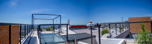 Imagen 3 de 20 de Magnifica Casa En Venta En Privada Arboledas, Querétaro