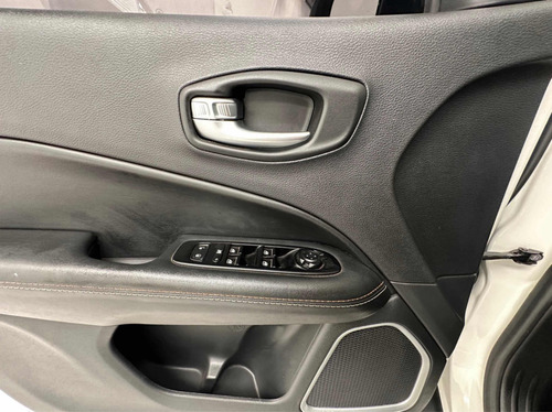 Jeep Compass 2.4 Sport