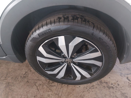 Volkswagen T-Cross 1.0 200 TSI TOTAL FLEX AUTOMÁTICO