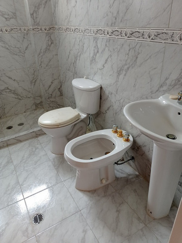 Imagen 12 de 14 de Yoligar Useche - Vende Apartamento En El Trigal Norte