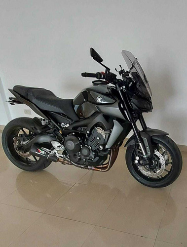 Imagen 10 de 25 de Yamaha Mt 09 2021 Unica Carbono- Ohlins Suspensión- Austin R