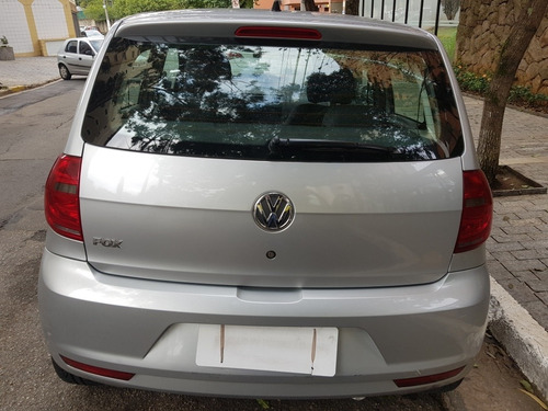 Imagem 4 de 6 de Volkswagen Fox 1.0 Vht Trend Total Flex 5p 2013