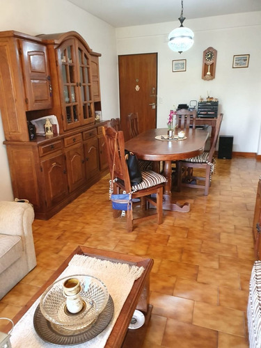 Imagen 2 de 10 de Departamento En Venta En Wilde Centro De 3 Ambientes