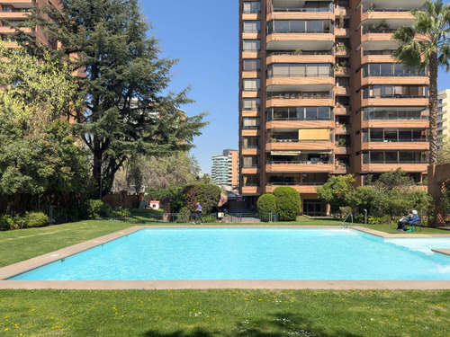 Inserto En Parque Privado. Un Sueño, 4 Dorm, 2 Estac Metro