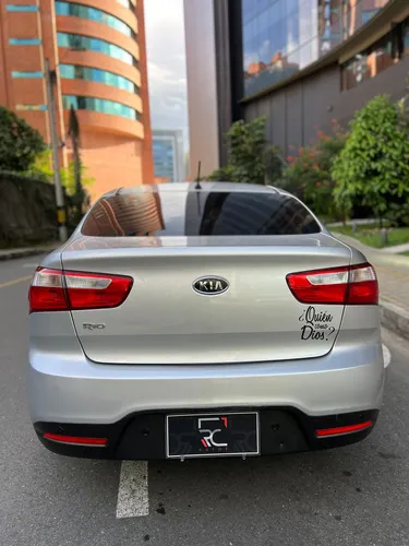 Kia Rio 1.4 4 p