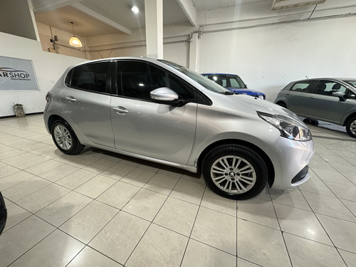 Peugeot 208 1.6 Allure