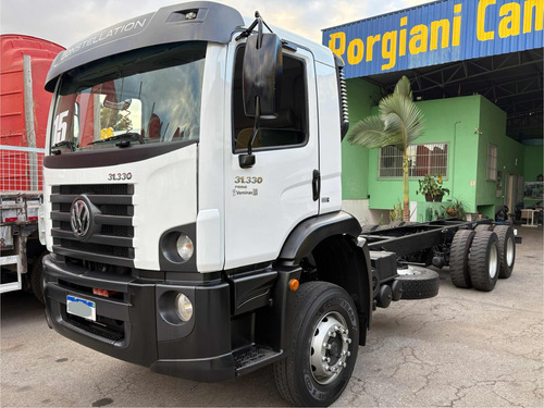 Vw 31330 Prime 6x4 Ano 2015 No Chassi De 8 Metros
