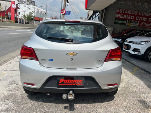 Chevrolet Onix 1.4 MPFI LTZ 8V