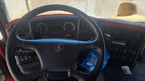 Scania P360 4x2 2014/14 Susp A Ar Automatica