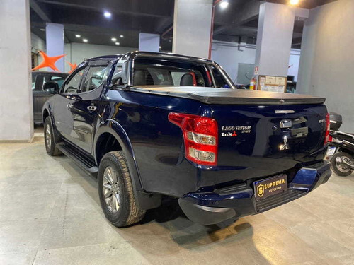 Imagem 2 de 11 de Mitsubishi Triton 2.4 16v Turbo Diesel Sport Hpe Top 4p 4x4