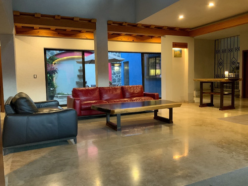 Imagen 1 de 14 de Casa En Venta Impecable En Fraccionamiento Rancho Cortés
