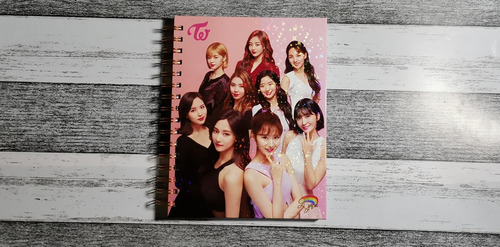 Cuaderno Holográfico Twice K-pop  Agenda Con Bolsillo Anime 