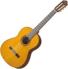 Guitarra Clasica Yamaha C70 + Funda Acolchada / En Belgrano