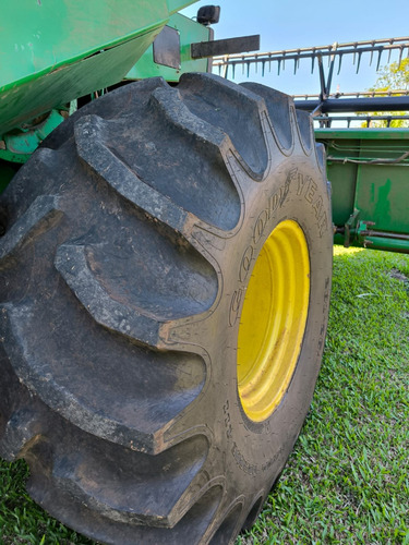 Colheitadeira John Deere 1175 Ano 2000
